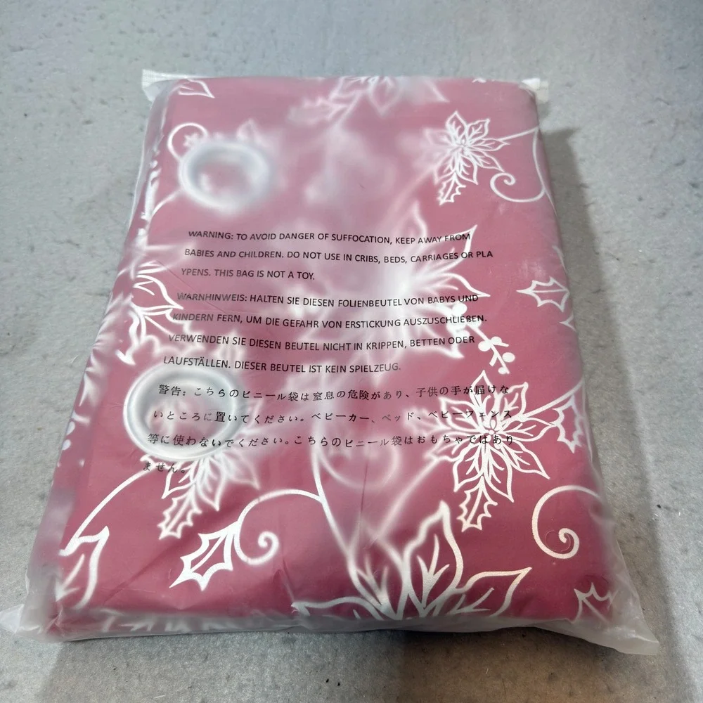 Unbranded Curtain Pair Unisex OS Red Like New Silver Poinsettia Grommet Festive